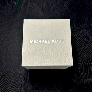 Michael Kors watch box
